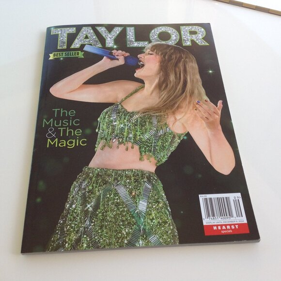 Taylor Swift | The Music & The Magic Magazine - Picture 1 of 11